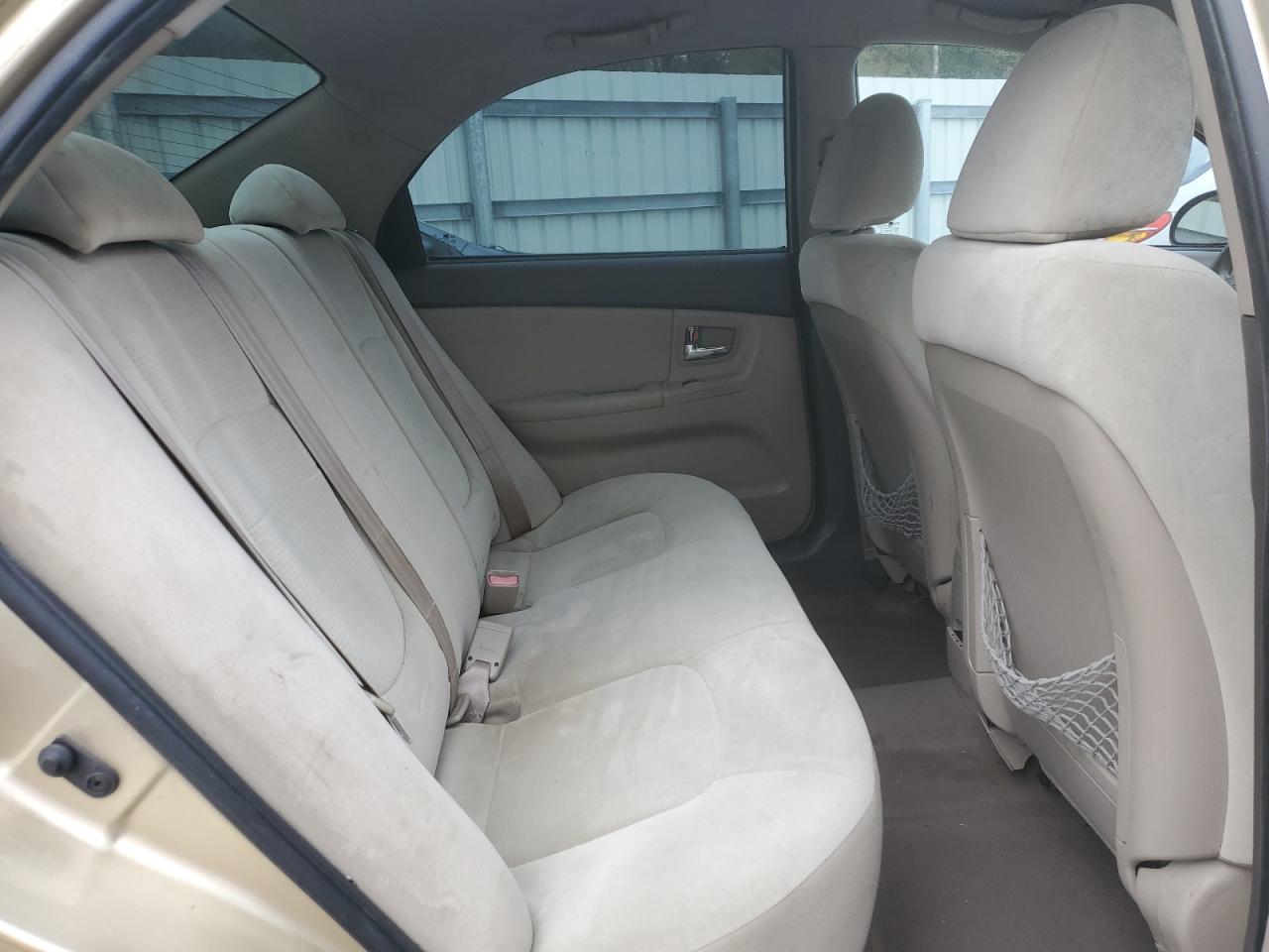 2009 Kia Spectra - Image 11
