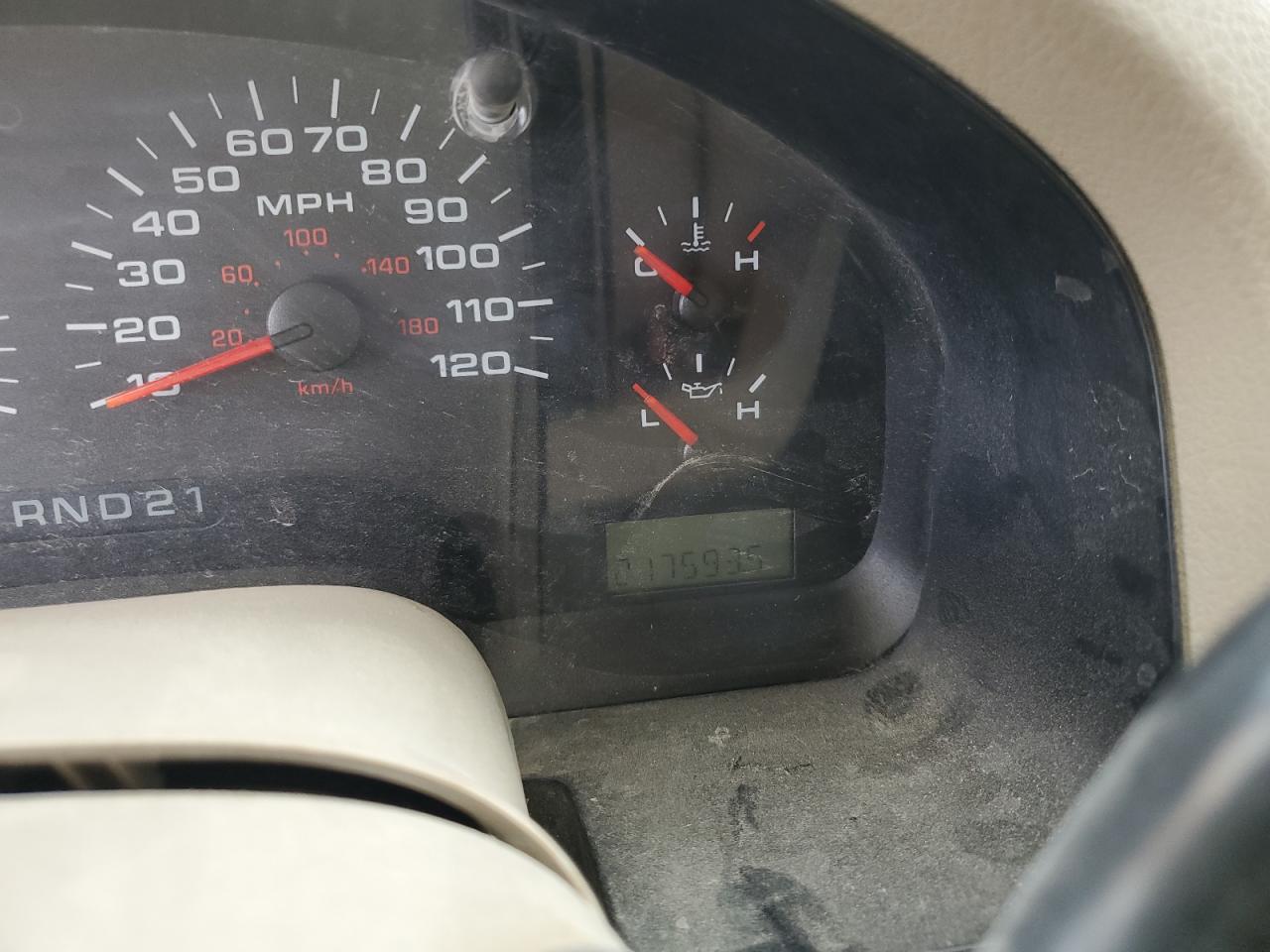 2004 Ford F-150 - Image 9