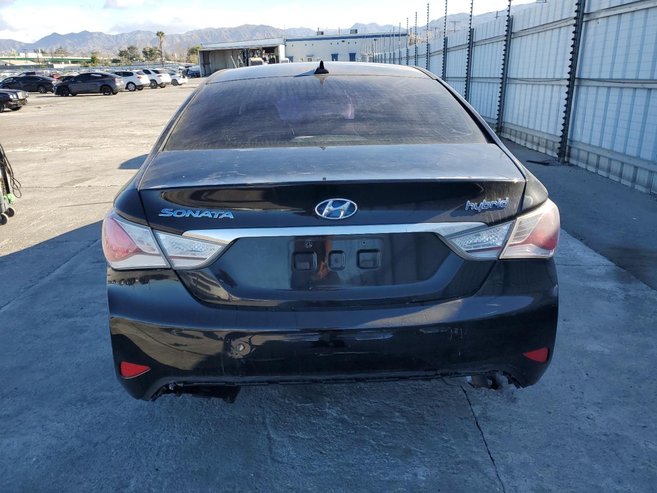 2012 Hyundai Sonata - Image 6