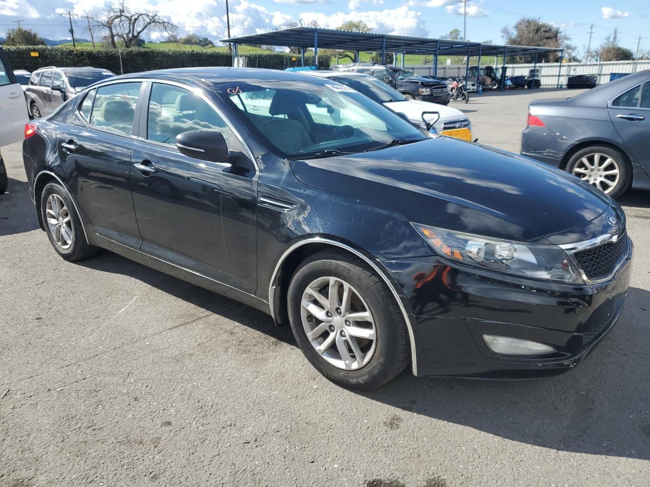 2013 Kia Optima - Image 4