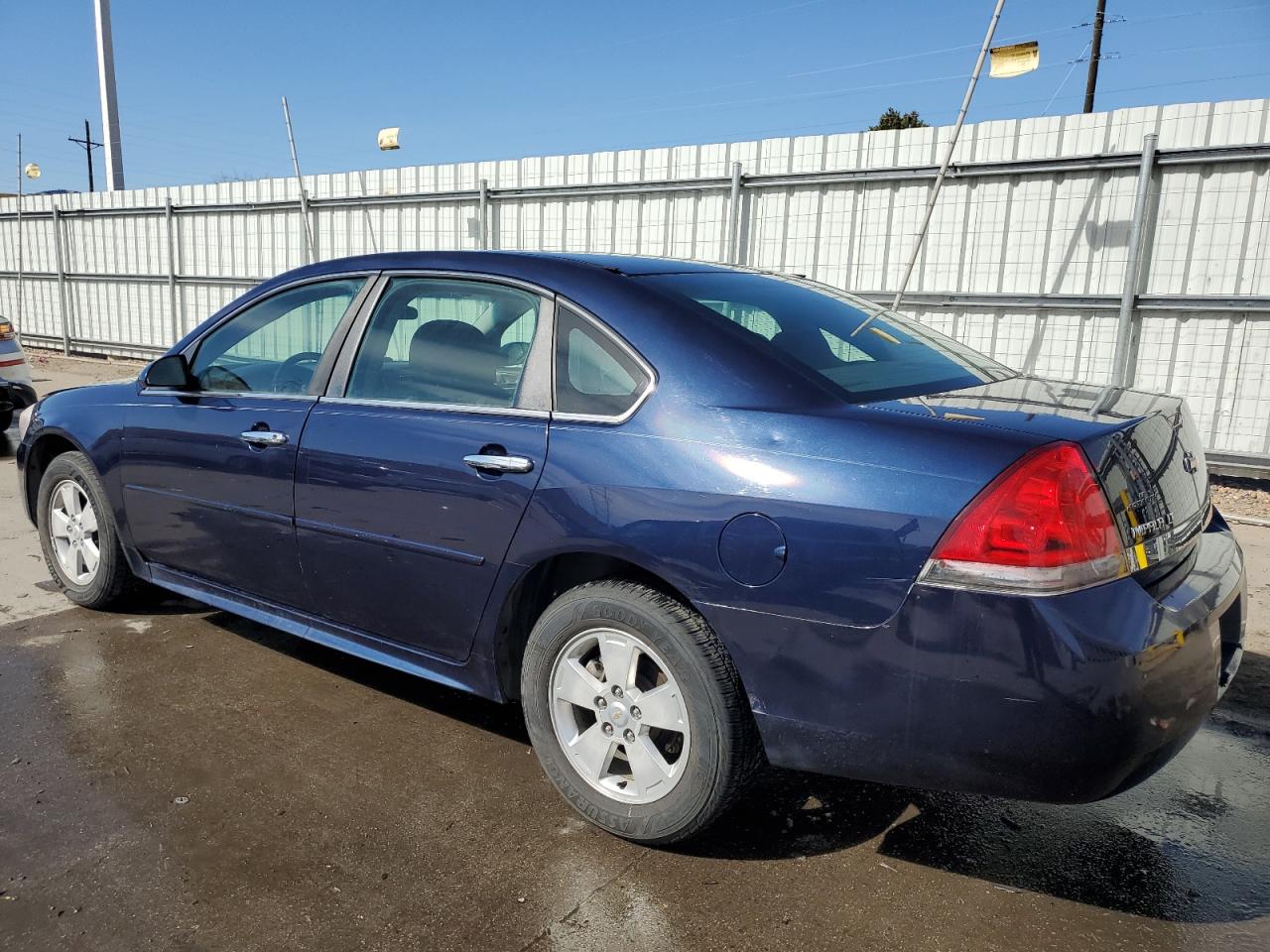 2011 Chevrolet Impala - Image 2