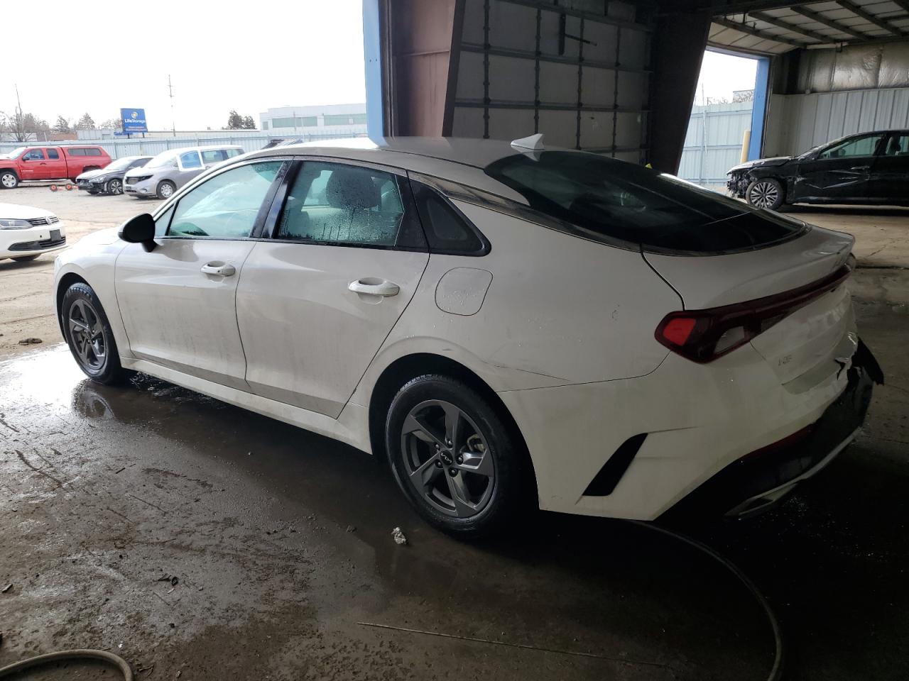 2023 Kia K5 - Image 2