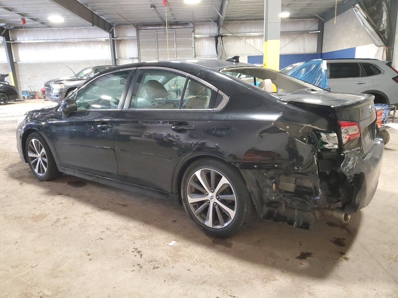 2016 Subaru Legacy - Image 2