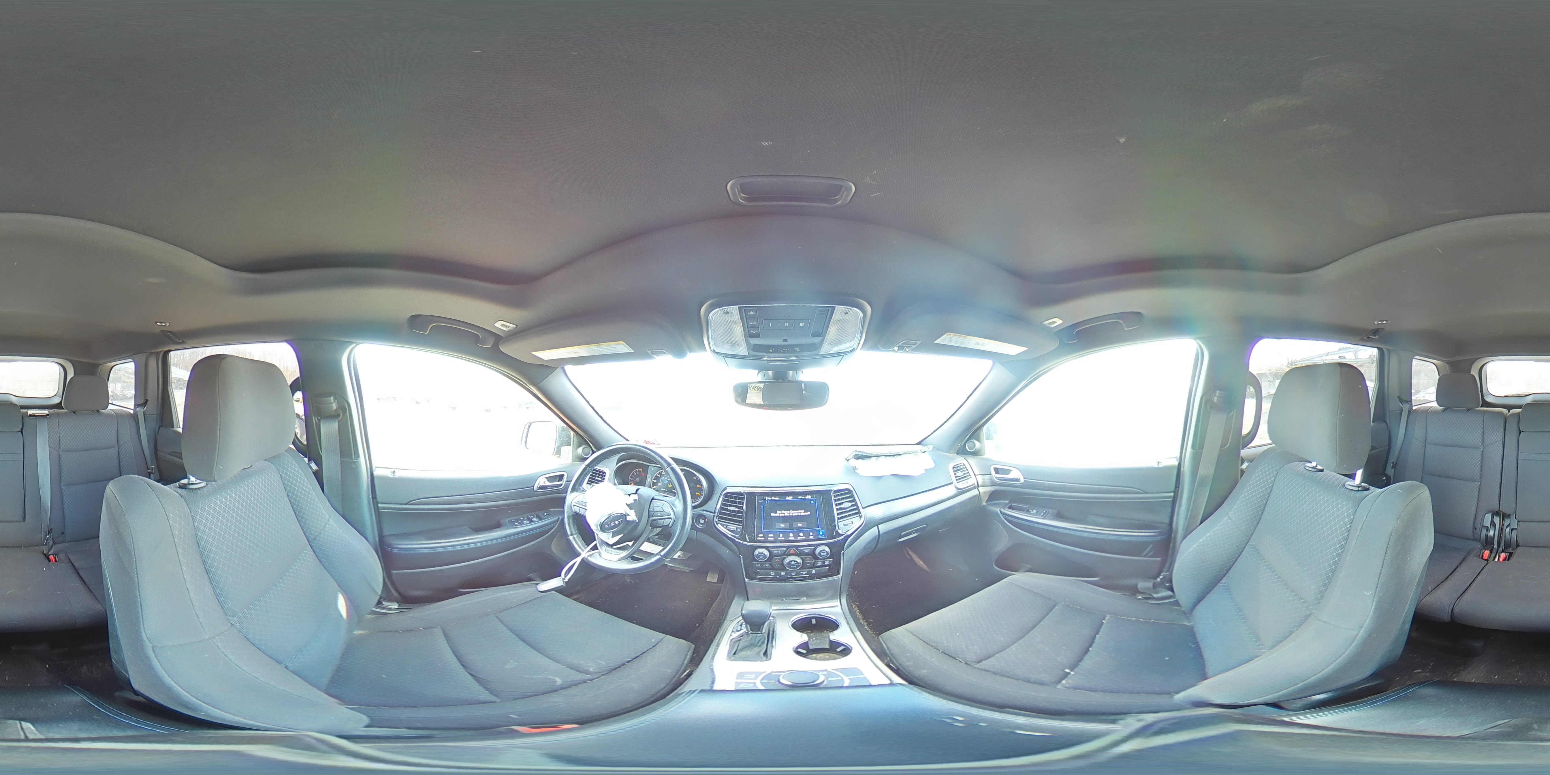 2019 Jeep Grand Cherokee - Image 14