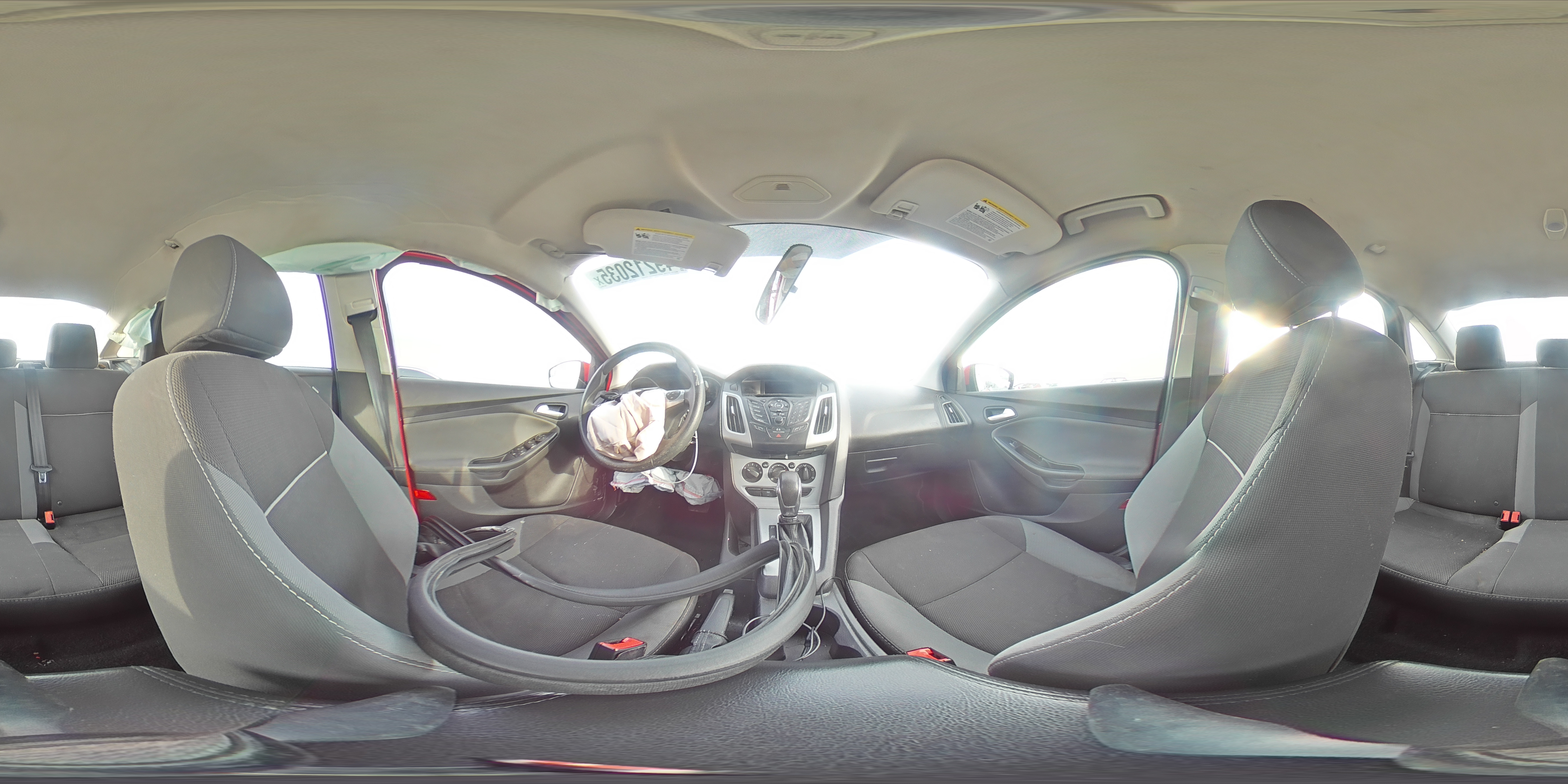 2014 Ford Focus - Image 13