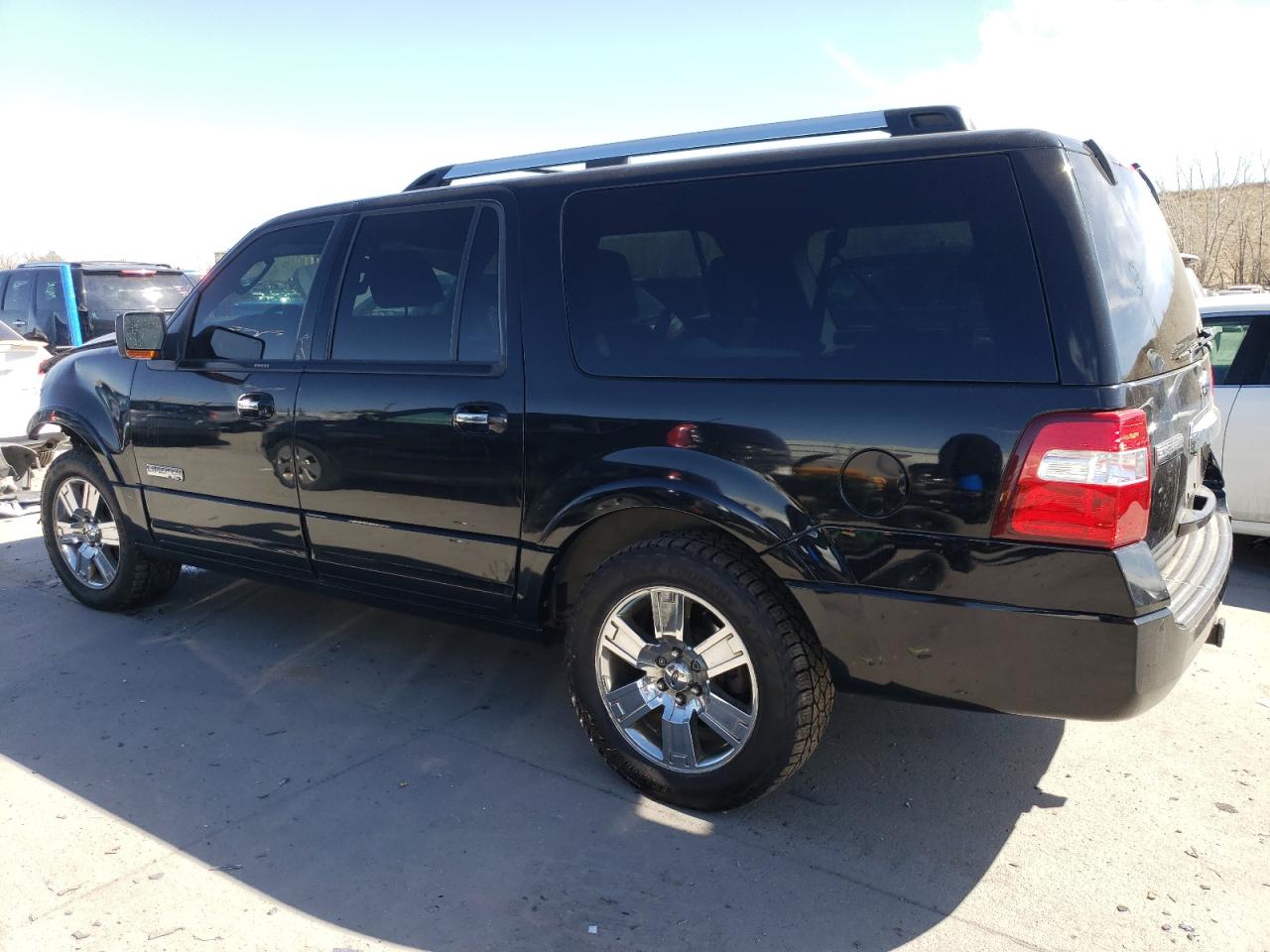 2008 Ford Expedition - Image 2