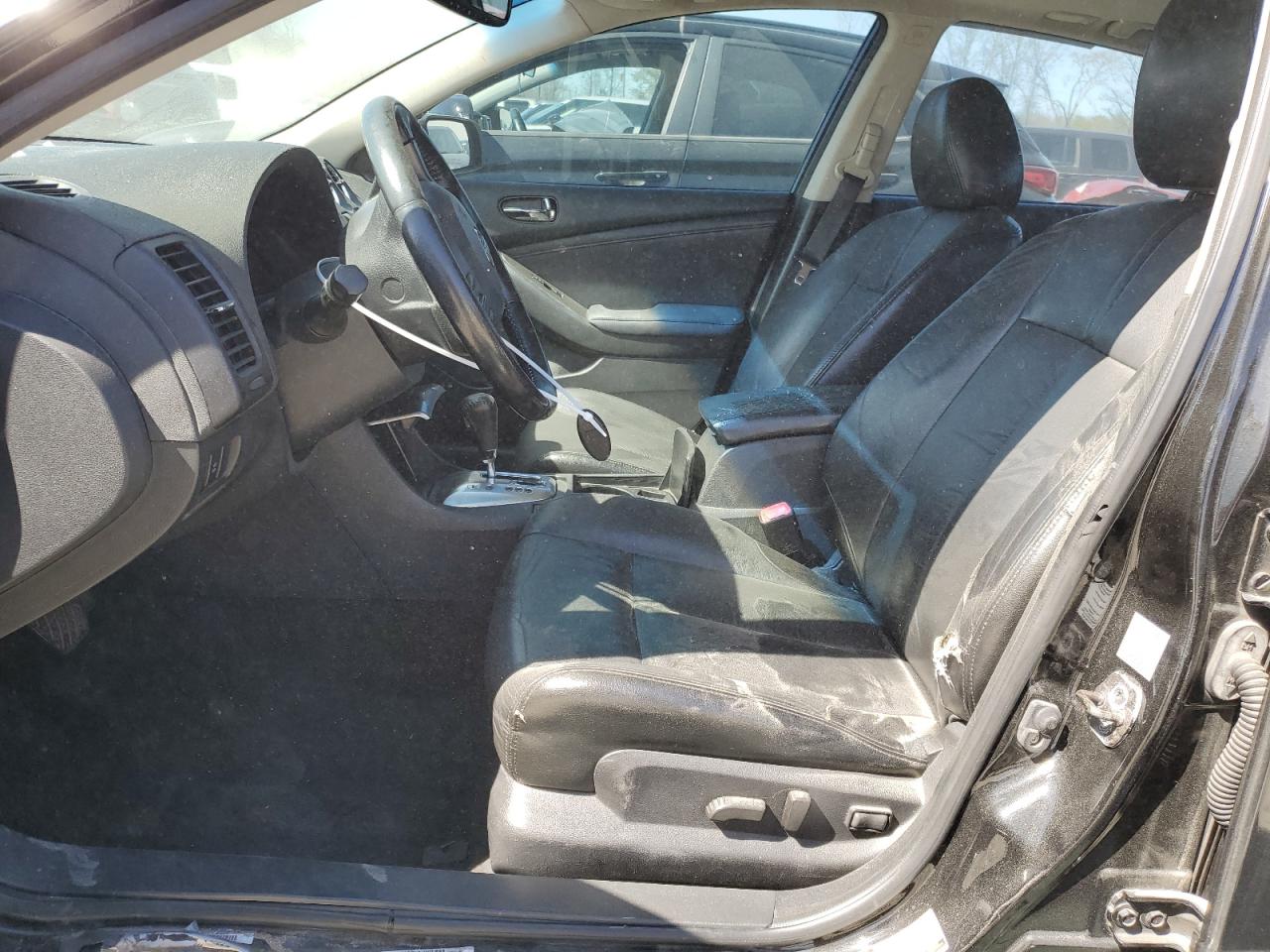 2010 Nissan Altima - Image 7