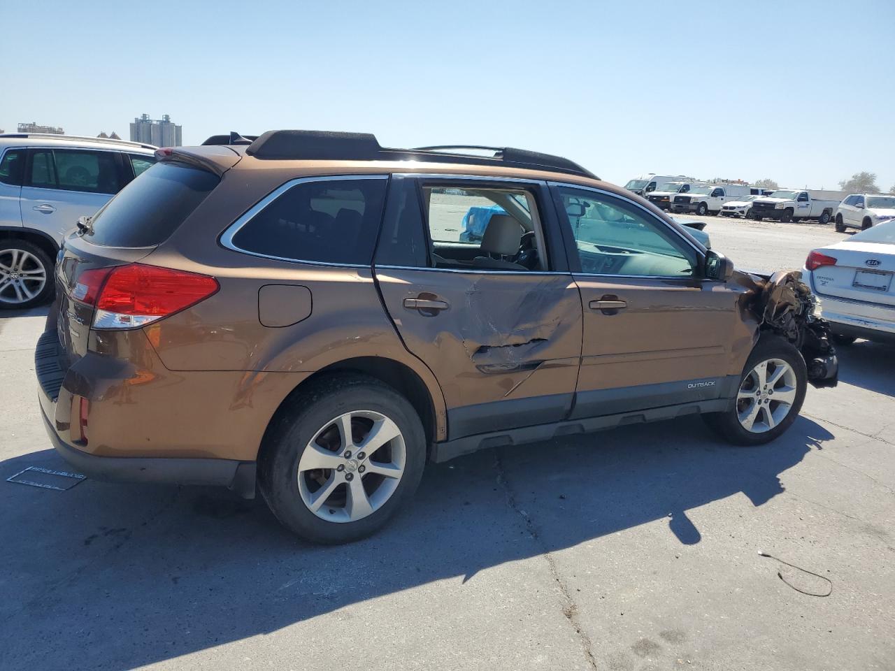 2013 Subaru Outback - Image 3