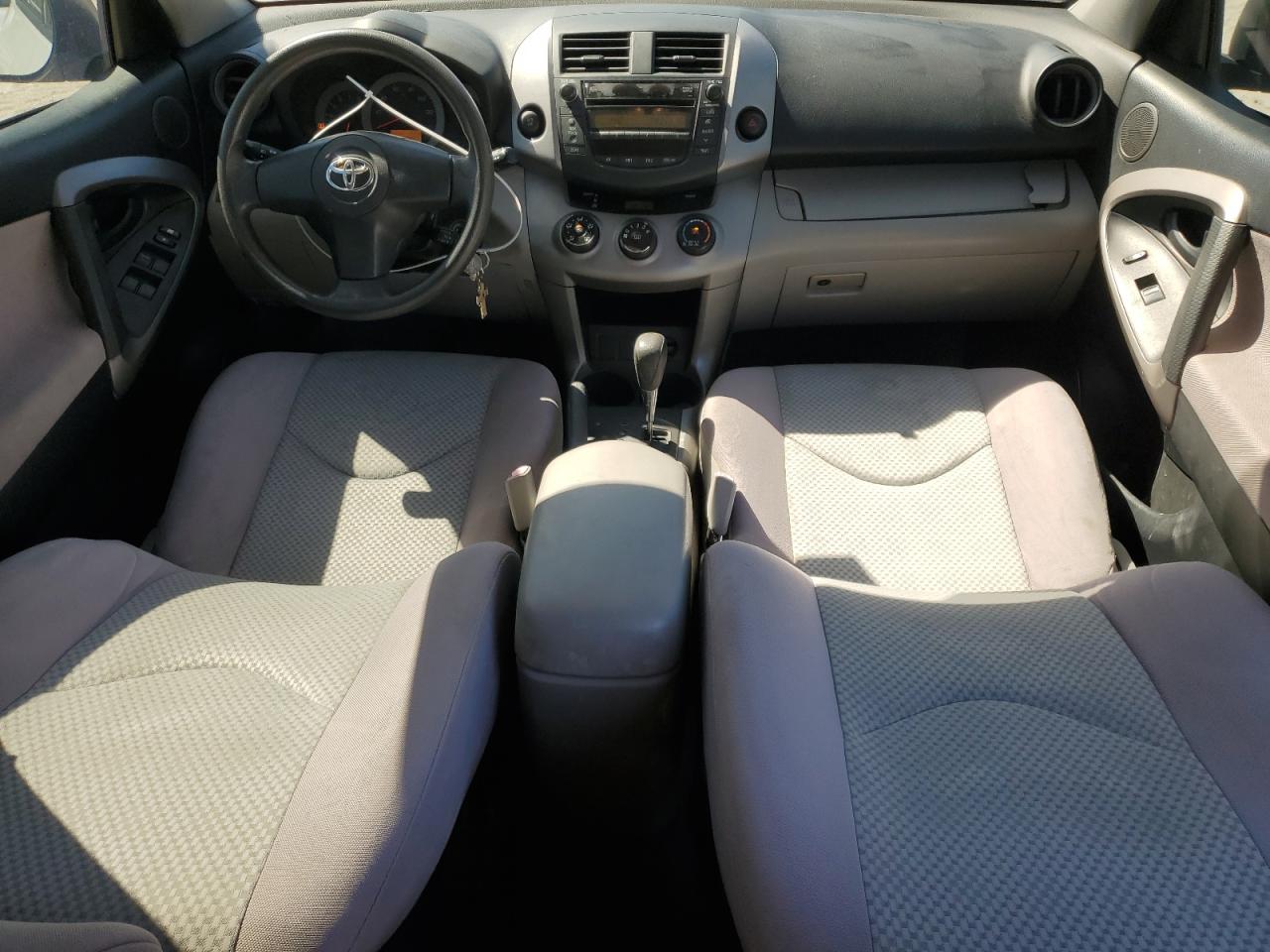 2006 Toyota RAV 4 - Image 8