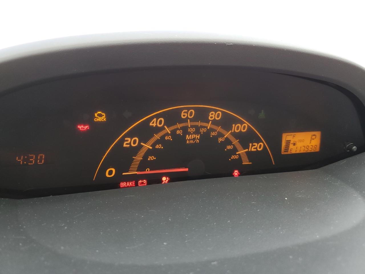 2010 Toyota Yaris - Image 9