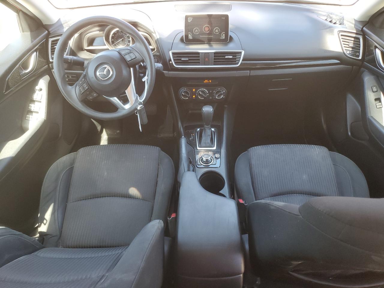 2016 Mazda 3 - Image 8