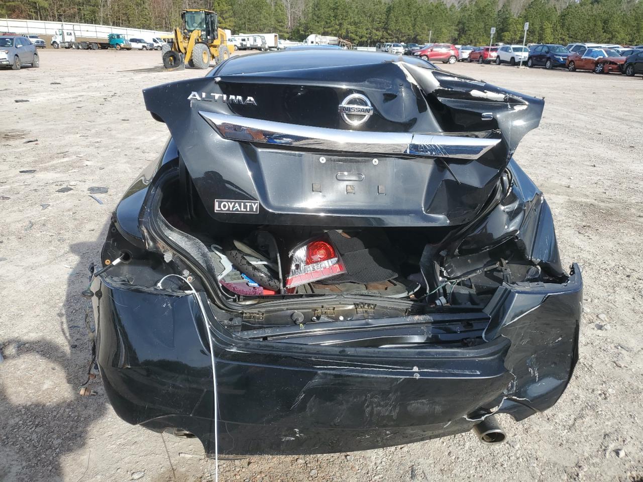 2015 Nissan Altima - Image 6