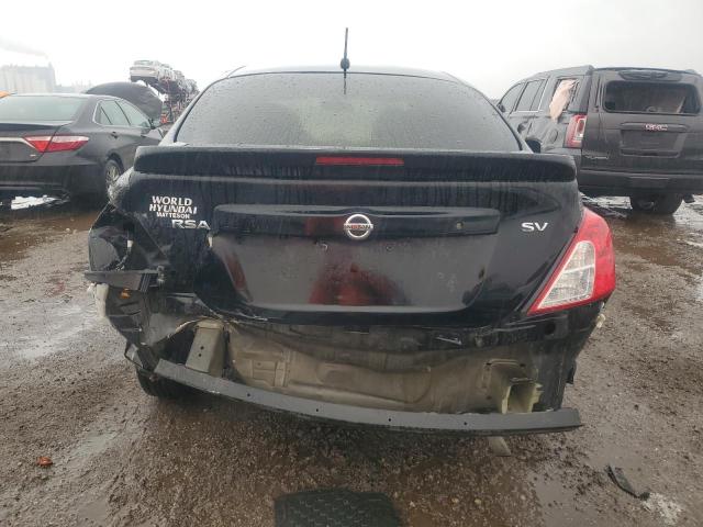  NISSAN VERSA 2019 Czarny