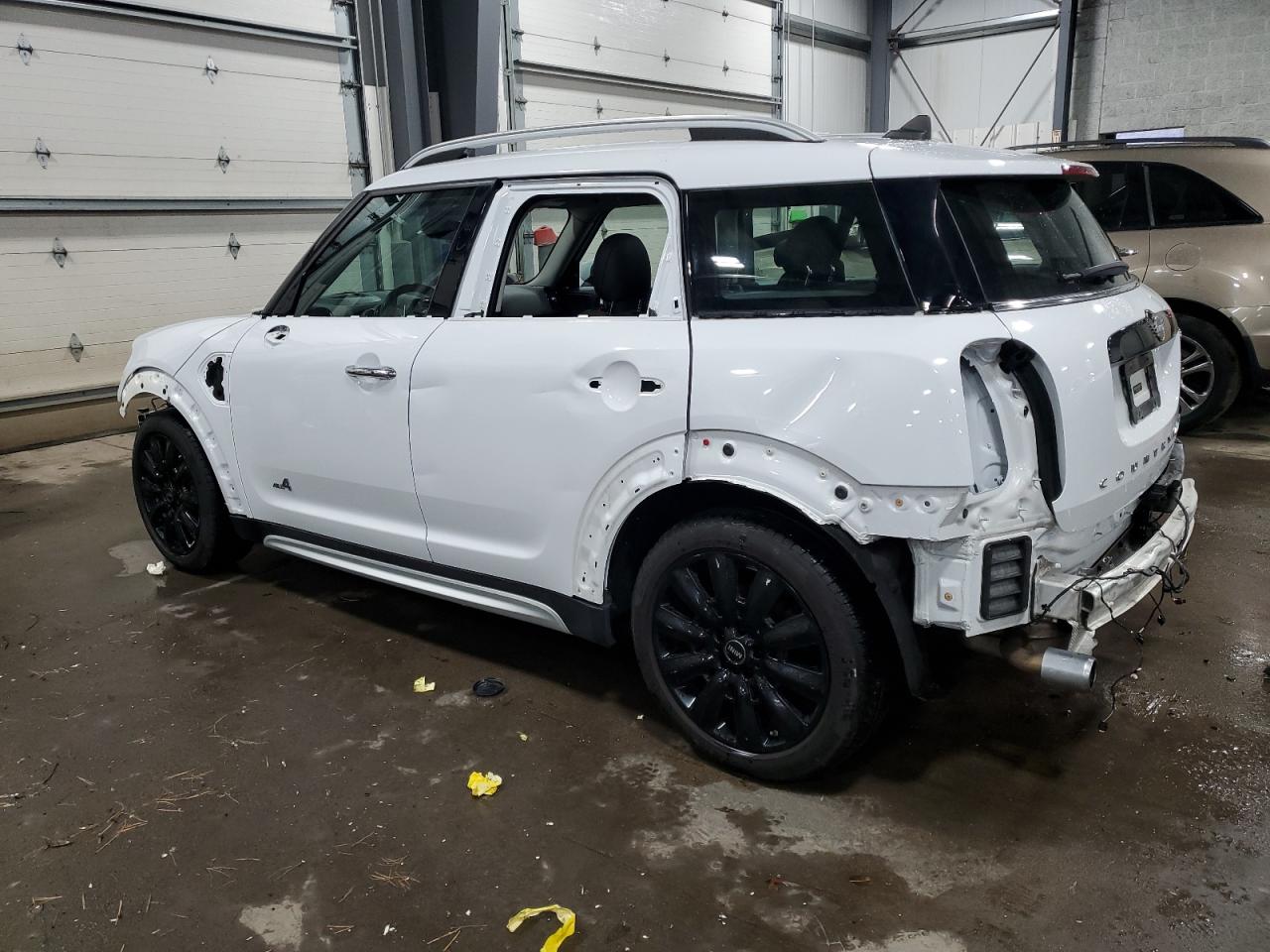 2020 MINI Cooper - Image 2