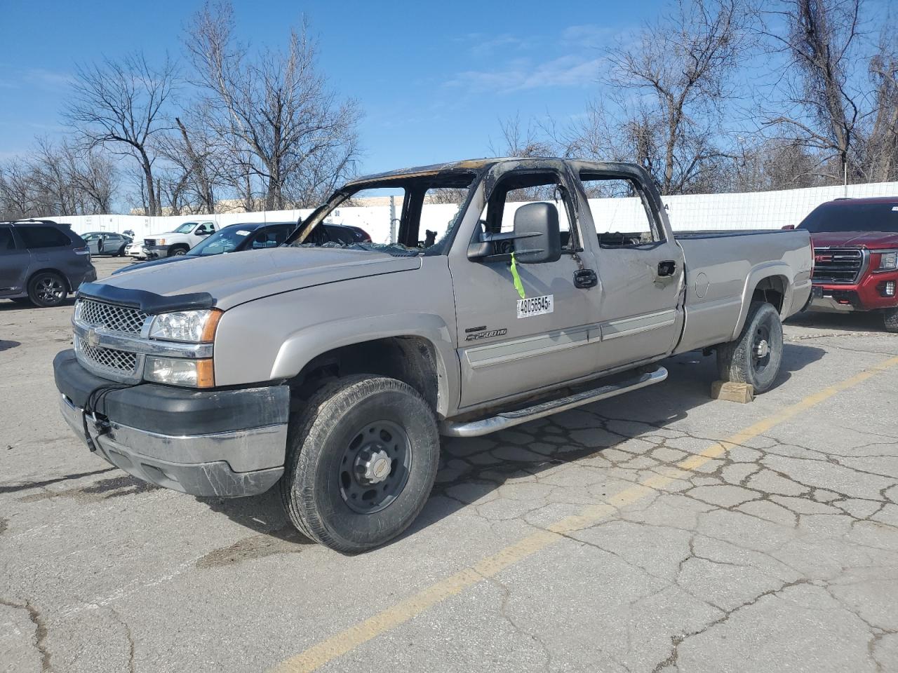 2004 Chevrolet Silverado K2500 Heavy Duty for Sale in Bridgeton, MO - Burn - Interior