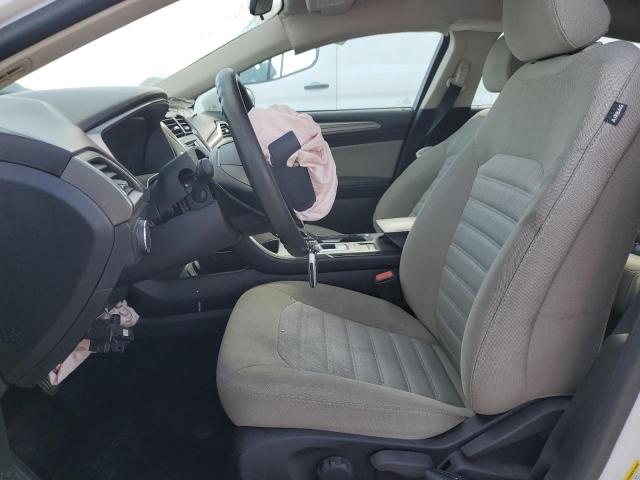  FORD FUSION 2017 White