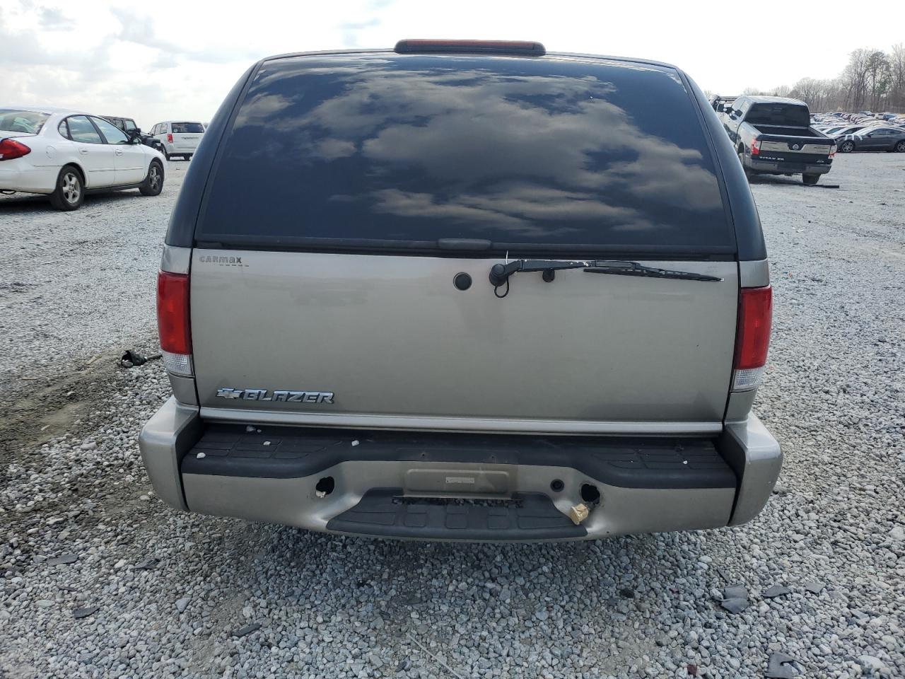 2004 Chevrolet Blazer - Image 6