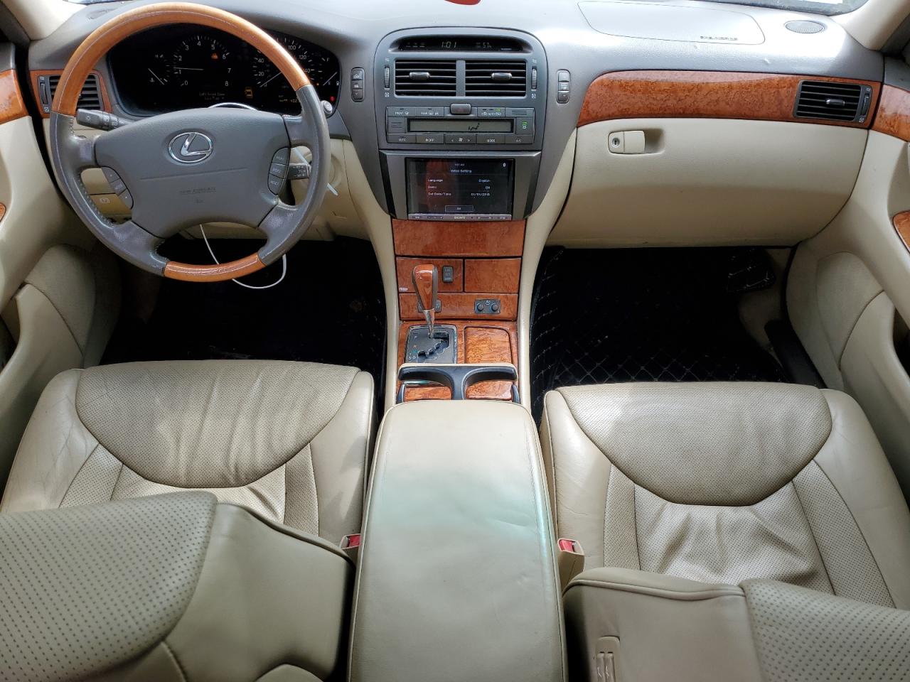 2005 Lexus LS - Image 8