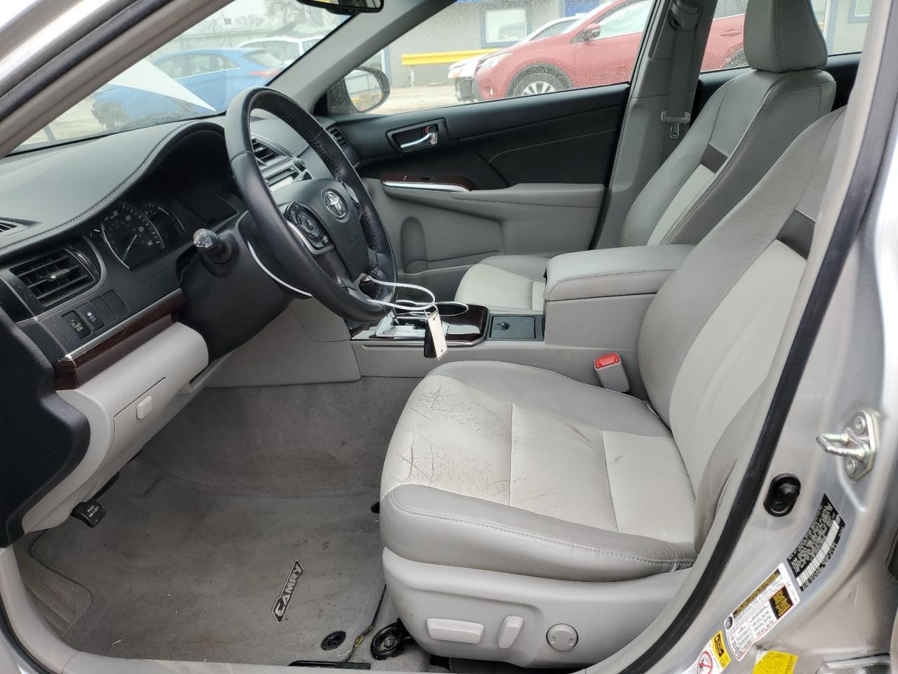 2014 Toyota Camry - Image 7