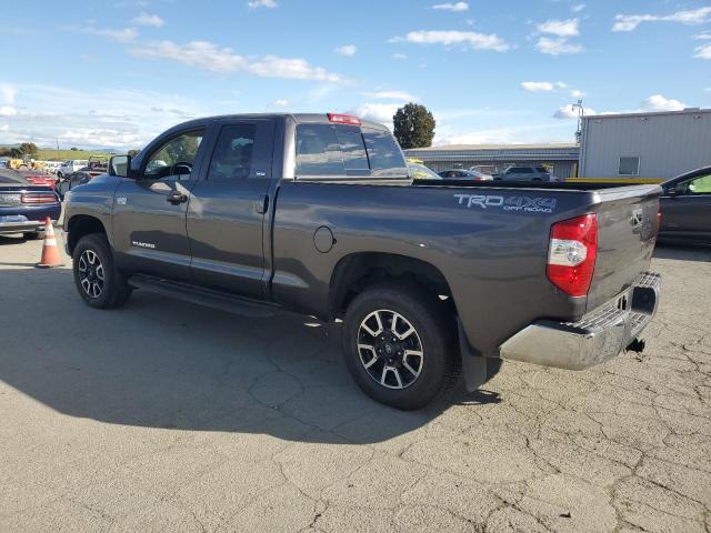  TOYOTA TUNDRA 2018 Silver