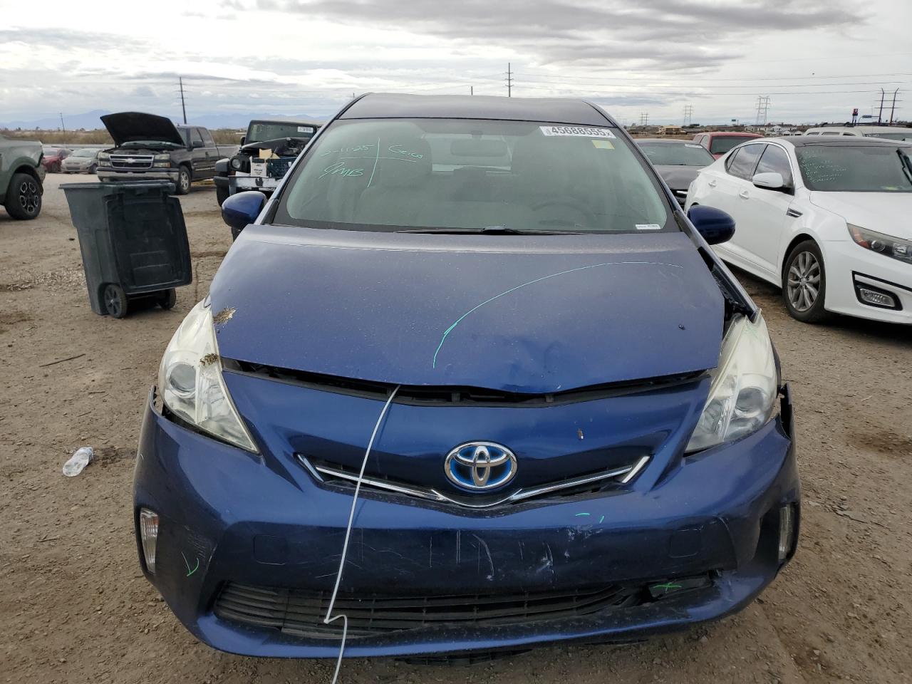 2012 Toyota Prius - Image 5