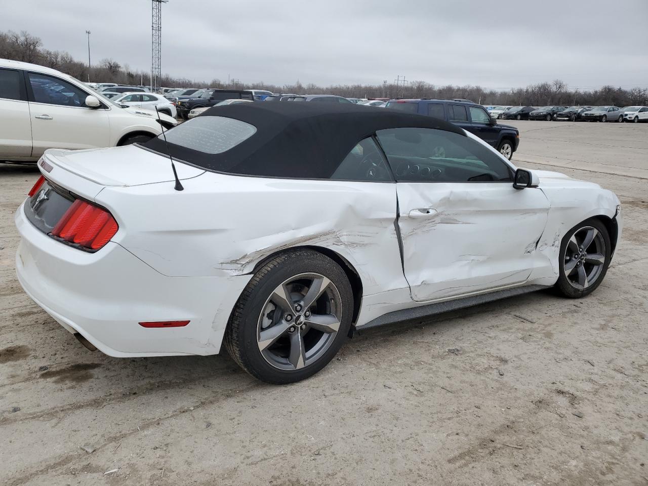 2015 Ford Mustang - Image 3