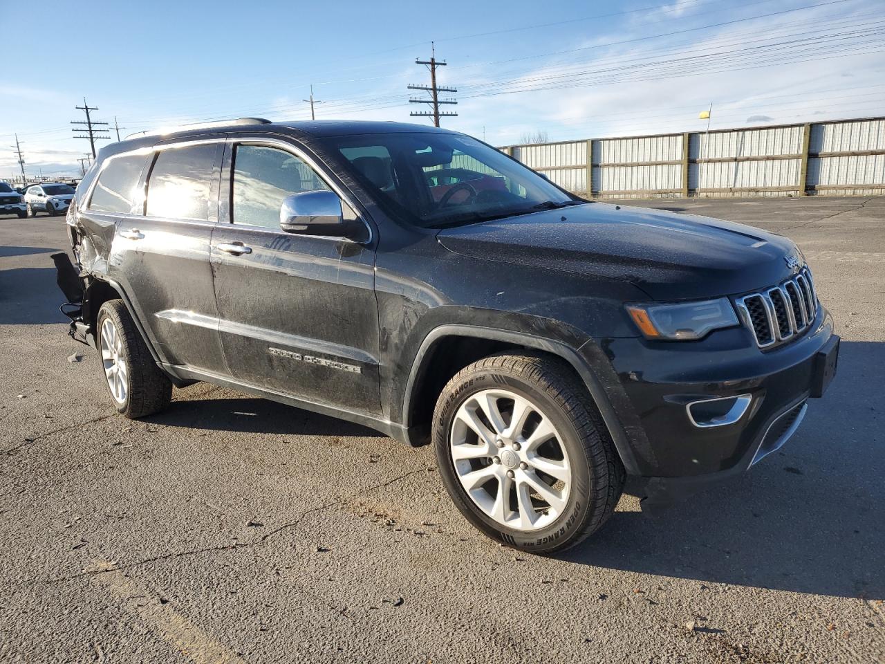2017 Jeep Grand Cherokee - Image 4