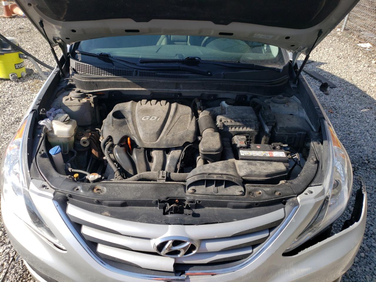 2014 Hyundai Sonata - Image 11