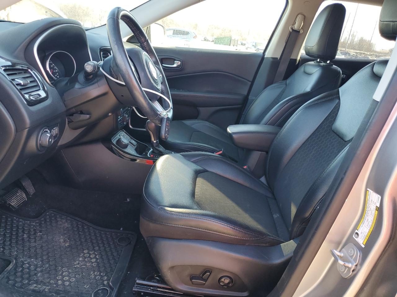 2020 Jeep Compass - Image 7