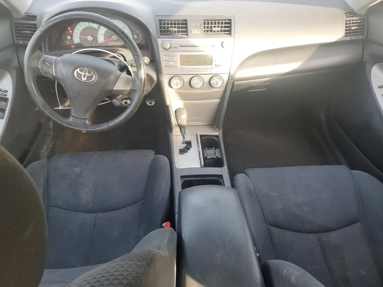 2011 Toyota Camry - Image 8