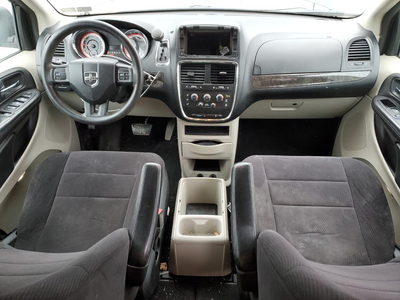 2011 Dodge Caravan - Image 8
