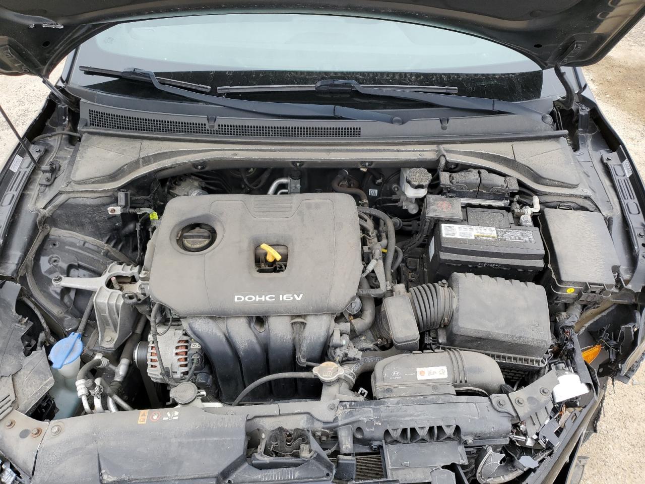 2019 Hyundai Veloster - Image 11