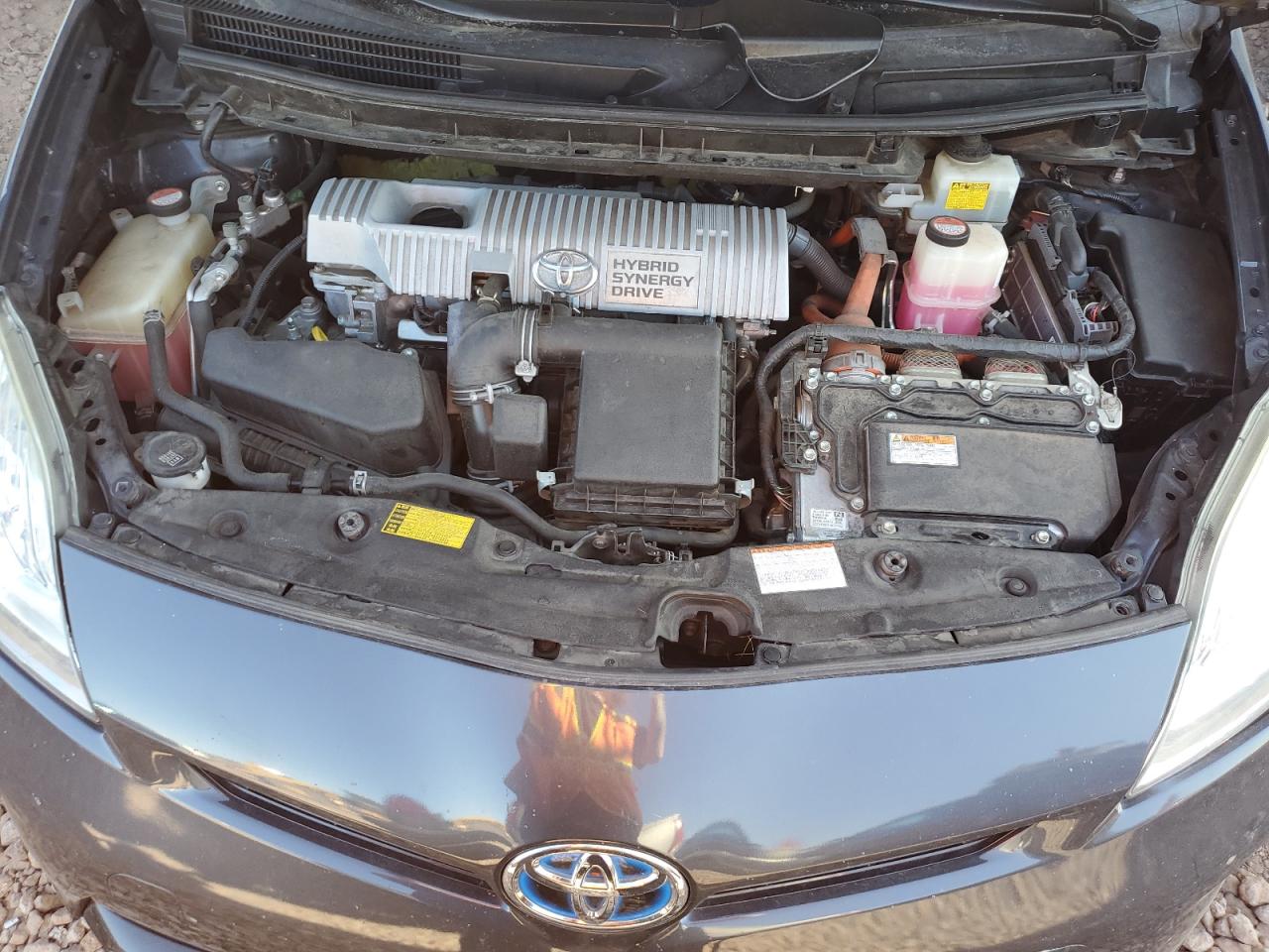 2015 Toyota Prius - Image 11
