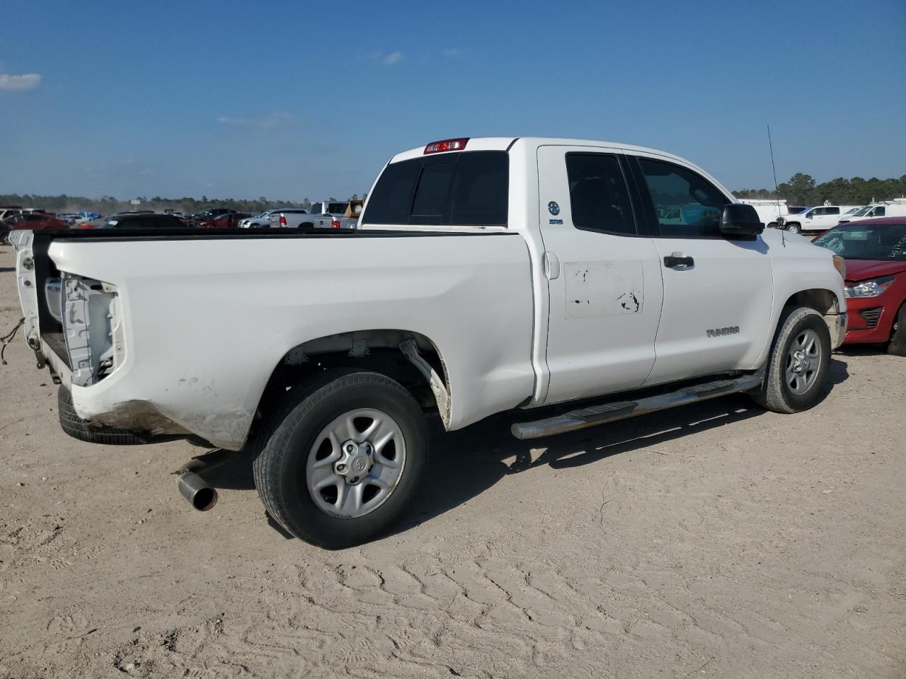2014 Toyota Tundra - Image 3