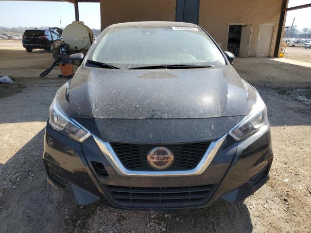  NISSAN VERSA 2021 Czarny