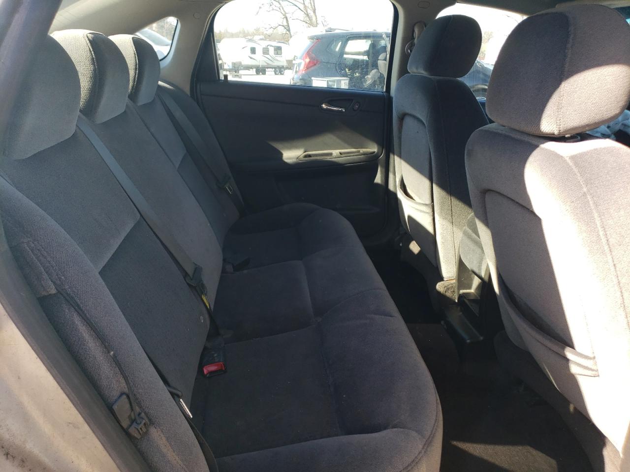 2006 Chevrolet Impala - Image 10