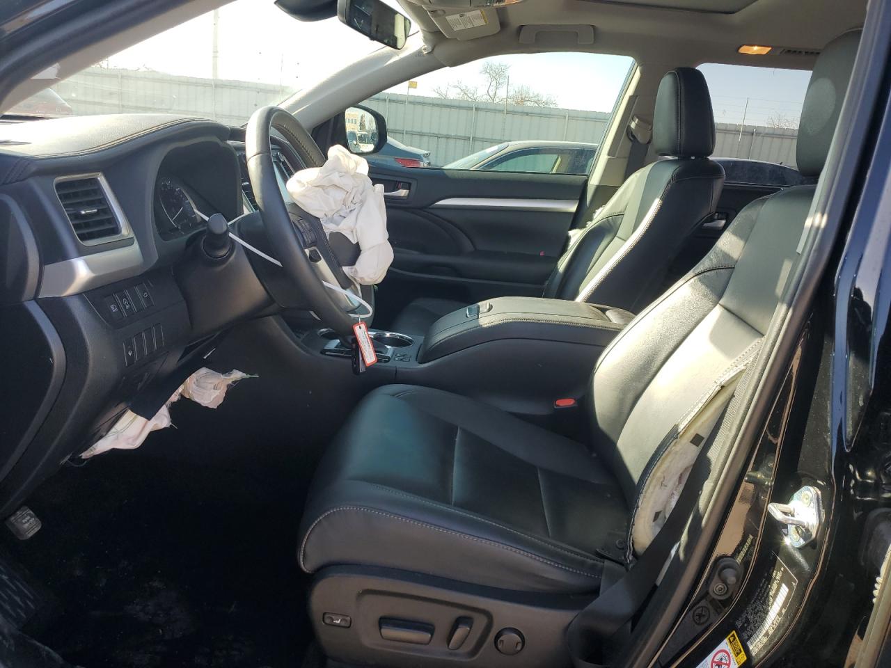 2019 Toyota Highlander - Image 7