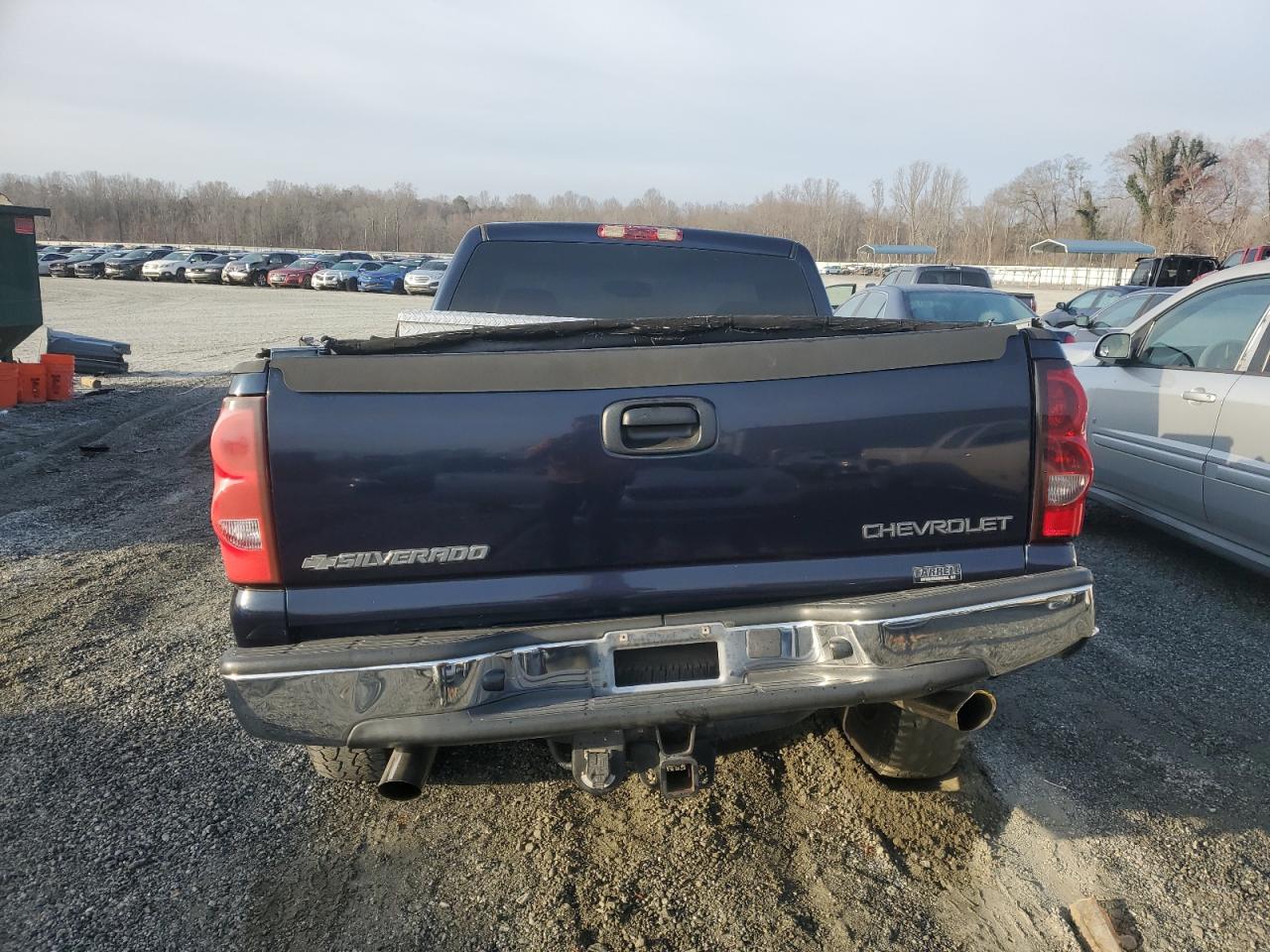 2005 Chevrolet Silverado - Image 6