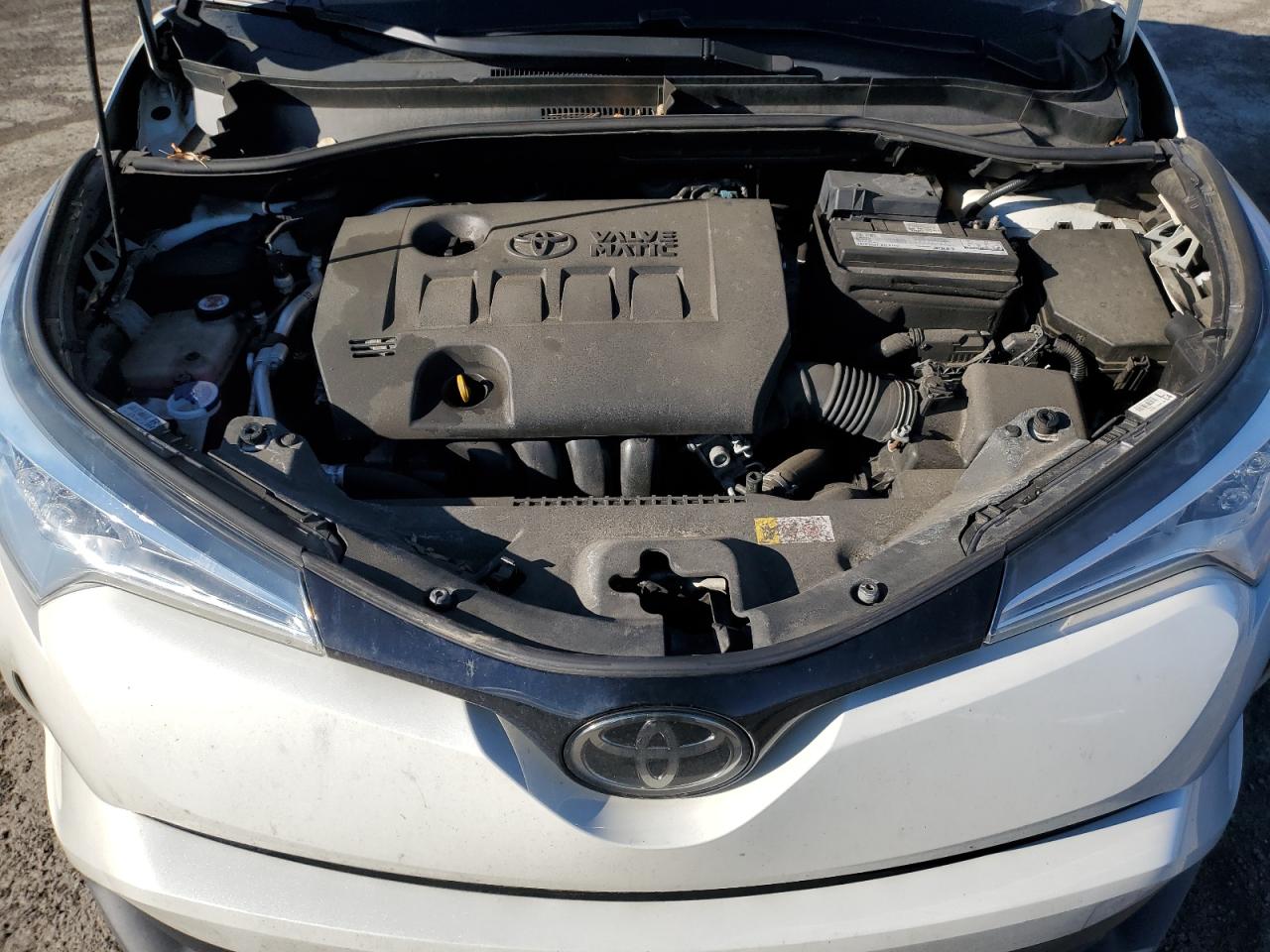 2019 Toyota C-HR - Image 12