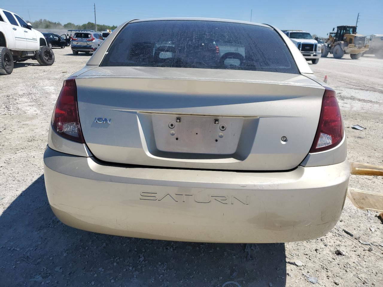 2005 Saturn ION - Image 6