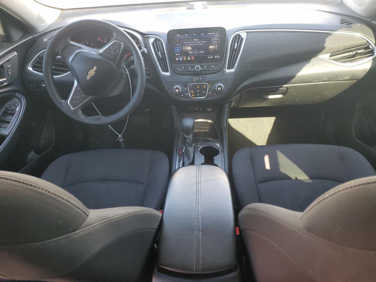 2021 Chevrolet Malibu - Image 8