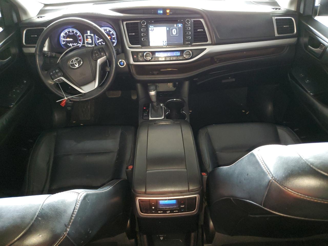 2015 Toyota Highlander - Image 8