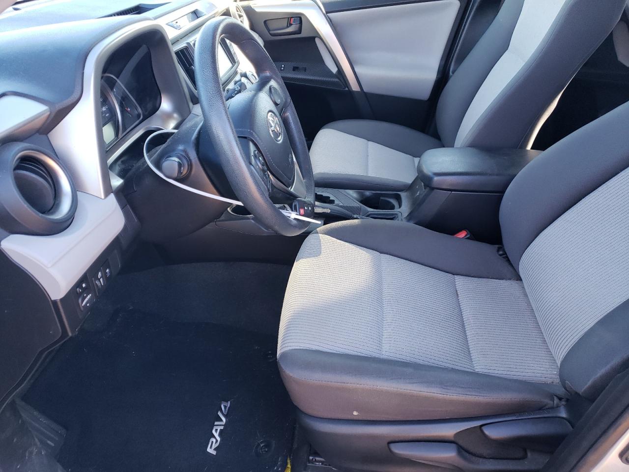 2015 Toyota RAV 4 - Image 7