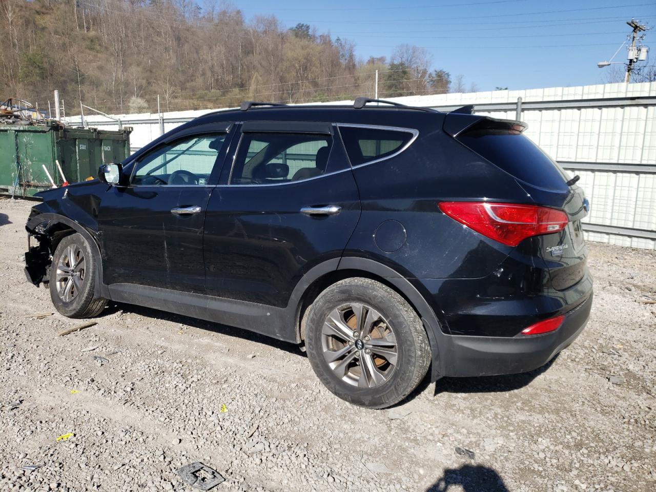 2016 Hyundai Santa Fe - Image 2