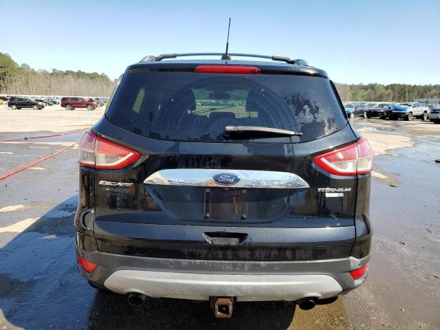  FORD ESCAPE 2016 Czarny