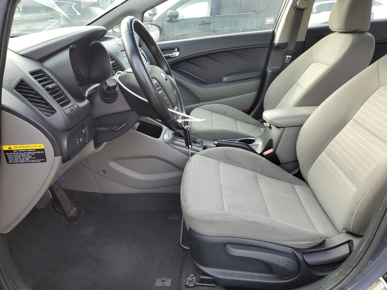 2015 Kia Forte - Image 7