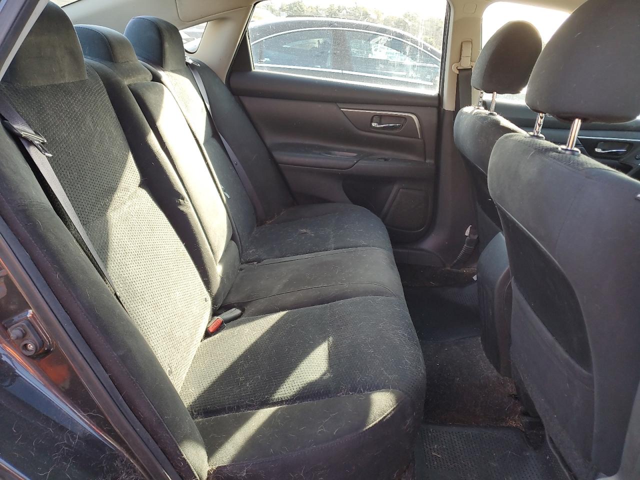 2015 Nissan Altima - Image 10