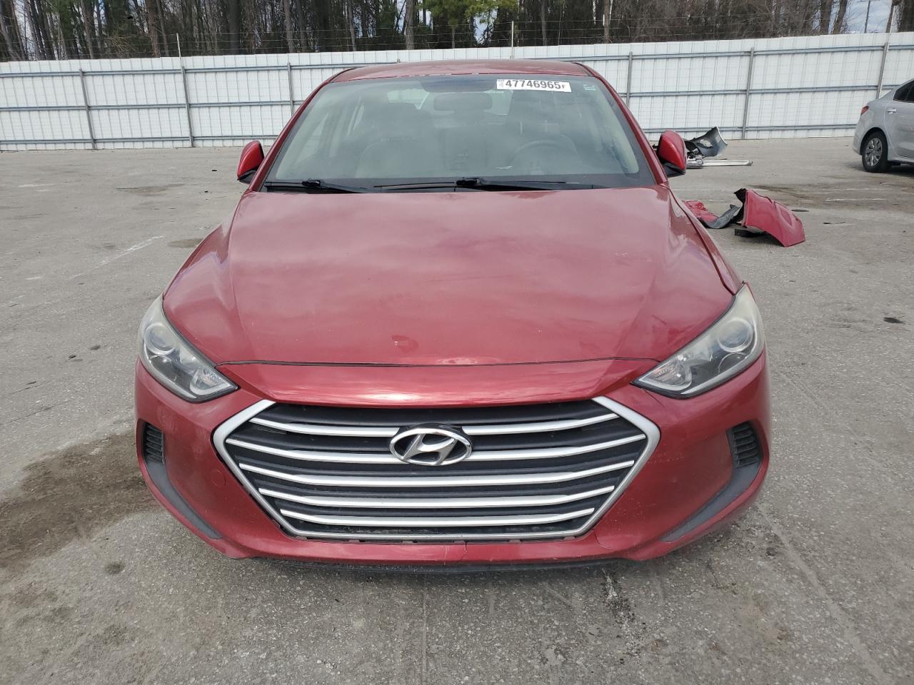 2017 Hyundai Elantra - Image 5