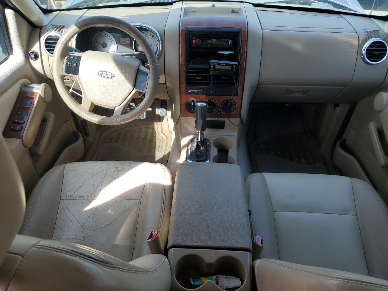 2007 Ford Explorer - Image 8