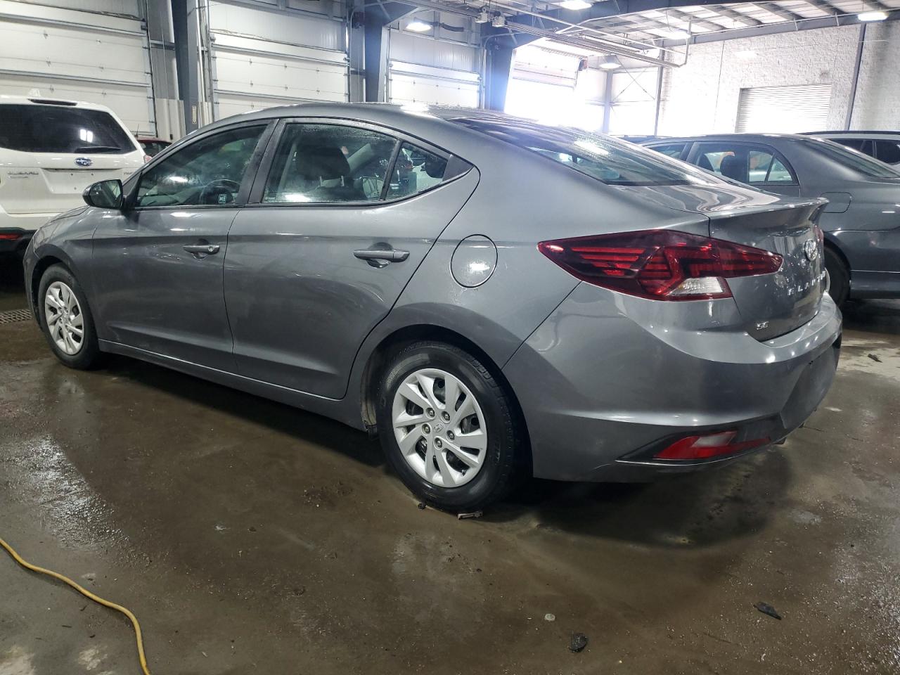 2019 Hyundai Elantra - Image 2